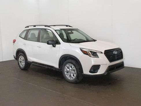 Used 2023 Subaru Forester AWD/4WD image 1