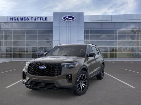 New 2026 Ford Explorer ST-Line image 2