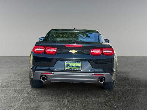 Used 2024 Chevrolet Camaro LT RWD image 9