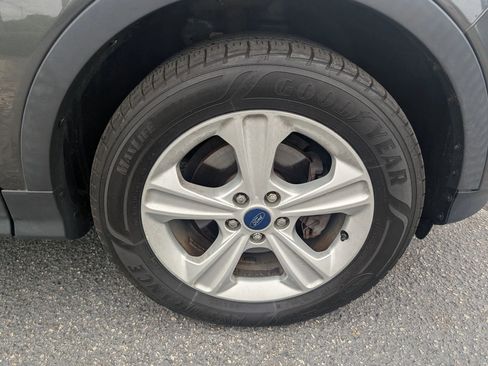 Used 2016 Ford Escape SE FWD image 19