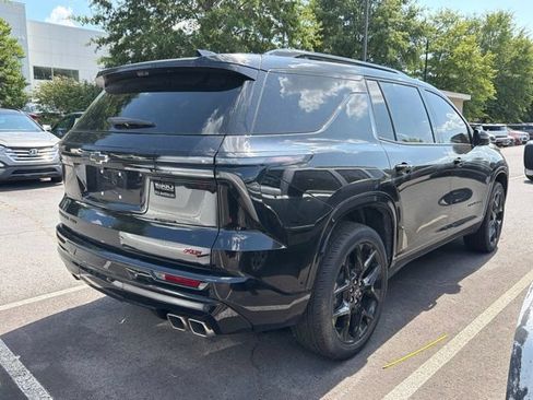 Used 2025 Chevrolet Traverse RS AWD/4WD image 5