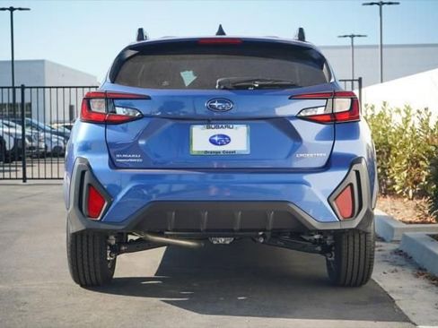 Used 2025 Subaru Crosstrek 2.0i Premium AWD/4WD image 4