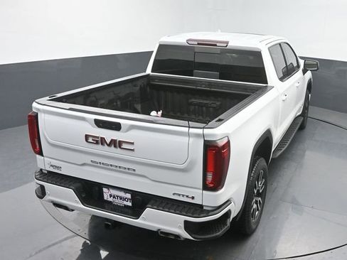 Used 2022 GMC Sierra 1500 AT4 w/ AT4 Preferred Package AWD/4WD image 34