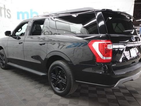 Used 2021 Ford Expedition Max XLT image 3