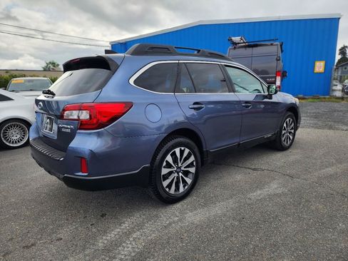 Used 2016 Subaru Outback 2.5i Limited AWD/4WD image 5