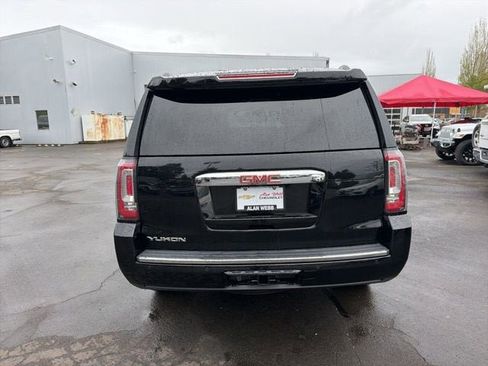 Used 2019 GMC Yukon Denali w/ Denali Ultimate Package AWD/4WD image 4