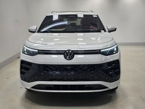 New 2026 Volkswagen Tiguan SEL R-Line AWD/4WD image 2