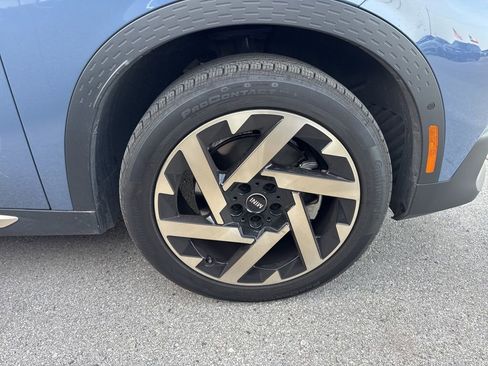 Certified 2025 MINI Cooper Countryman S w/ Comfort Package Max image 3