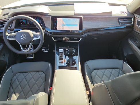 New 2026 Volkswagen Atlas SEL Premium R-Line AWD/4WD image 2