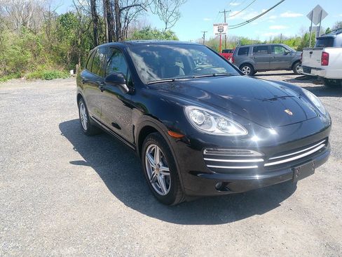 Used 2014 Porsche Cayenne Platinum Edition AWD/4WD image 7