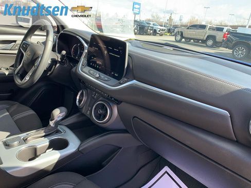 Used 2025 Chevrolet Blazer LT w/ Midnight/Sport Edition image 12