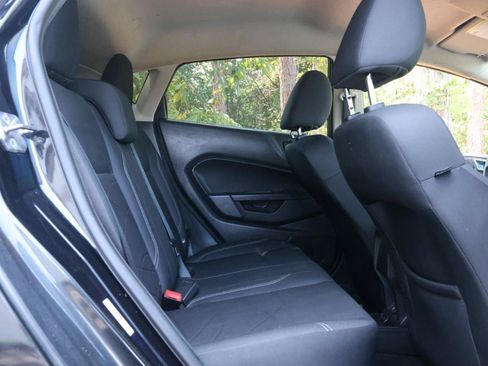 Used 2014 Ford Fiesta SE w/ Exterior Protection Package FWD image 17