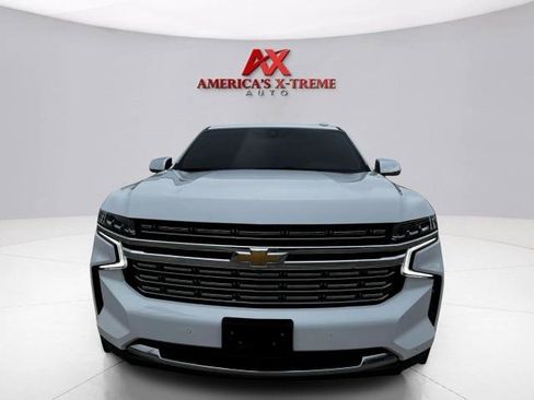 Used 2021 Chevrolet Suburban Premier w/ Premium Package RWD image 8