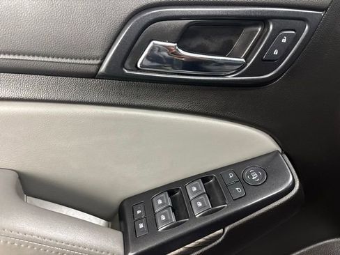 Used 2019 Chevrolet Tahoe LT image 22