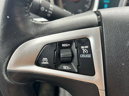 Used 2015 Chevrolet Equinox LT image 18