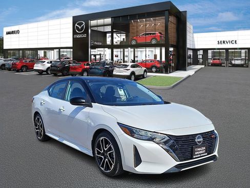 Used 2024 Nissan Sentra SR image 1