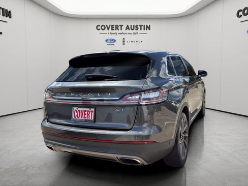 Used 2019 Lincoln Nautilus Reserve w/ Ultimate Package FWD image 5