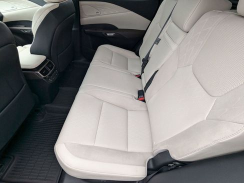 Certified 2025 Lexus RX 350 w/ Luxury Package image 25