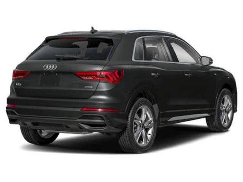 Used 2023 Audi Q3 2.0T Premium w/ Black Optic Sport Package image 2