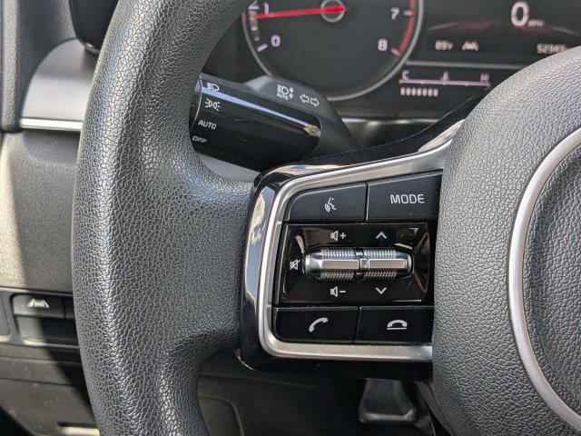 Certified 2021 Kia Sorento LX FWD image 28