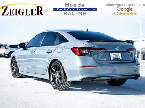 Used 2024 Honda Civic Sport image 4