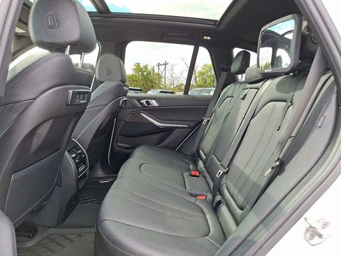 Used 2022 BMW X5 xDrive40i w/ Premium Package image 13