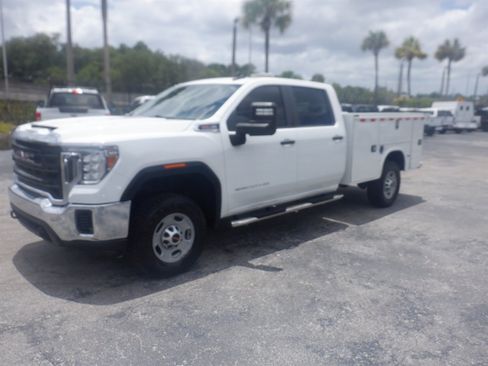 Used 2022 GMC Sierra 2500 Pro w/ Fleet Convenience Package AWD/4WD image 4