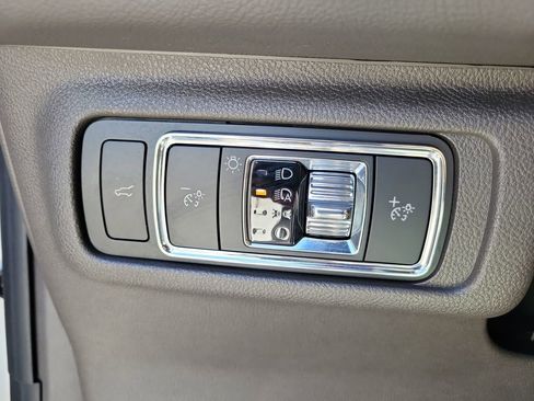 Certified 2022 Lincoln Corsair FWD image 24