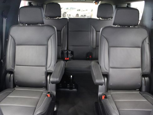 Used 2025 GMC Yukon Denali image 45