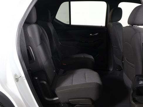 Used 2023 Chevrolet Traverse LT AWD/4WD image 30