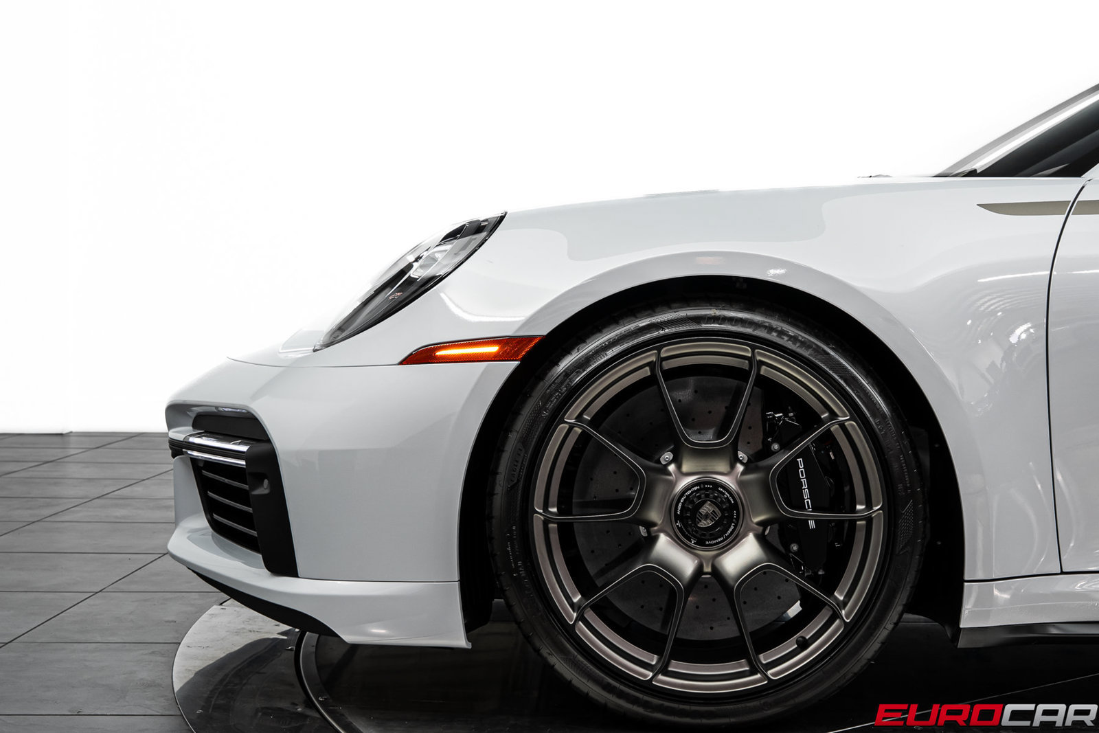 Used 2025 Porsche 911 Turbo S AWD/4WD image 14