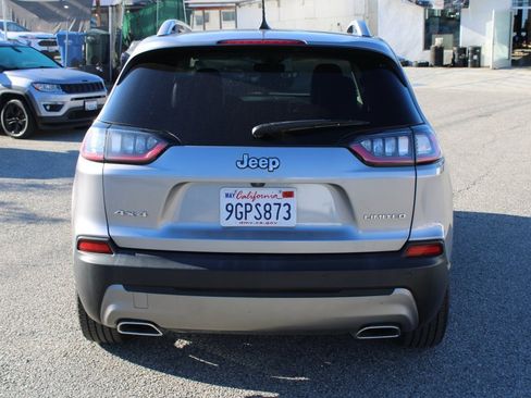 Used 2021 Jeep Cherokee Limited image 5