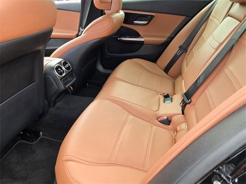 Used 2023 Mercedes-Benz C 300 Sedan image 11