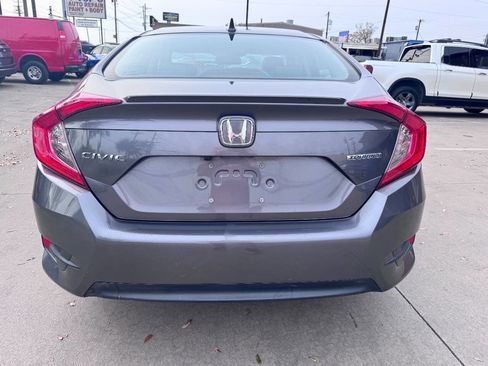 Used 2016 Honda Civic Touring image 13