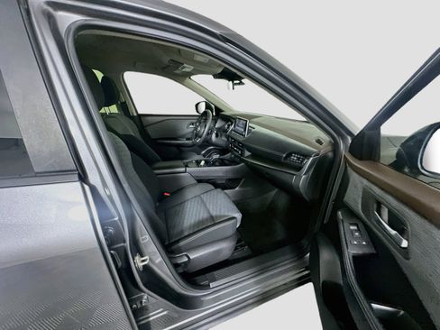Used 2023 Nissan Rogue SV FWD image 29