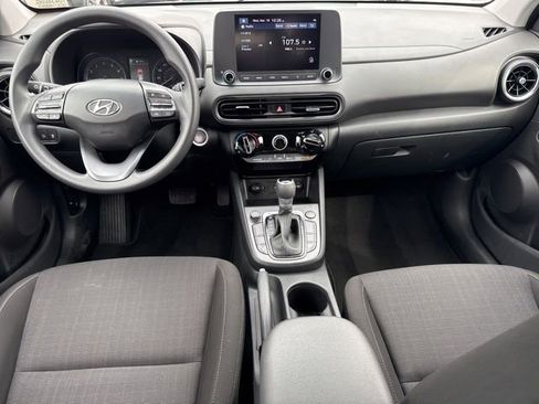 Used 2023 Hyundai Kona SEL image 4