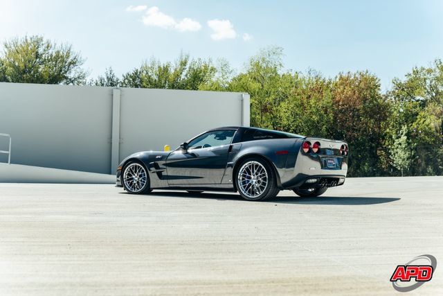 Used 2009 Chevrolet Corvette ZR1 w/ Preferred Equipment Group RWD image 21