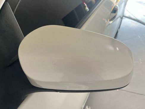 Used 2018 Toyota Corolla XLE FWD image 36