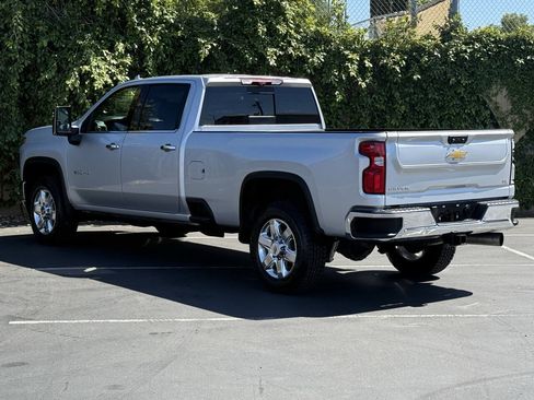 Used 2022 Chevrolet Silverado 3500 LTZ w/ LTZ Plus Package AWD/4WD image 5