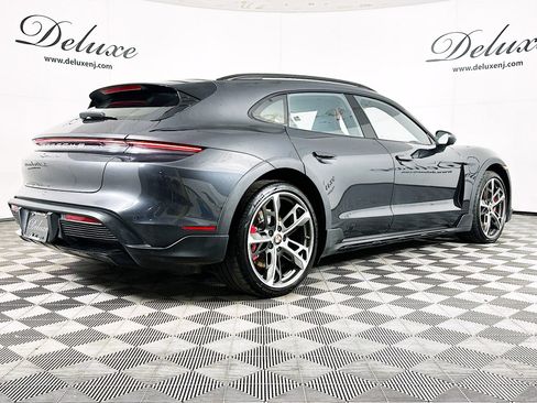 Used 2022 Porsche Taycan 4S image 7