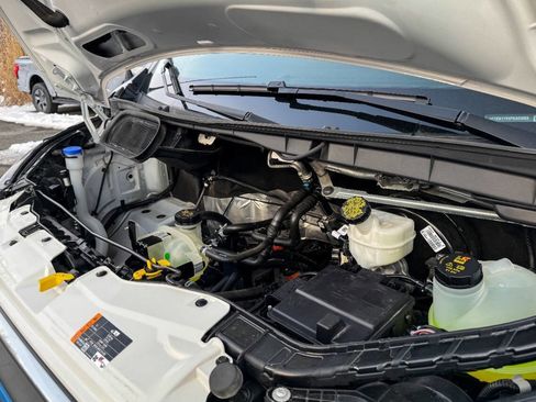 Used 2023 Ford E-Transit Low Roof image 30