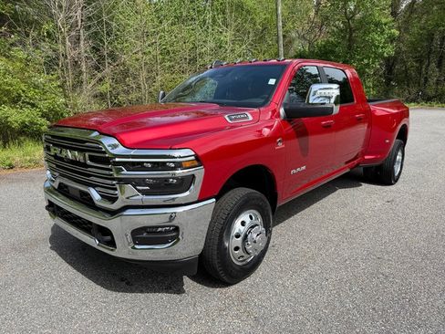 New 2026 RAM 3500 Laramie AWD/4WD image 3