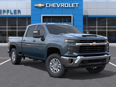 New 2026 Chevrolet Silverado 2500 LT w/ All Star Edition AWD/4WD image 7
