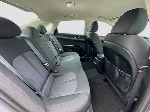 Used 2022 Kia K5 LXS image 18