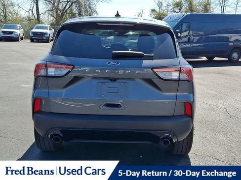 Certified 2022 Ford Escape SE w/ SE Sport Appearance Package image 10
