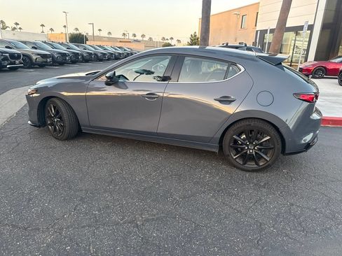 Used 2021 MAZDA MAZDA3 Hatchback w/Premium Plus Pkg AWD/4WD image 11