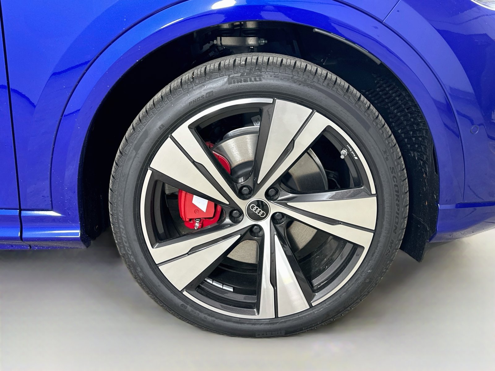 New 2026 Audi SQ5 Premium Plus AWD/4WD image 10