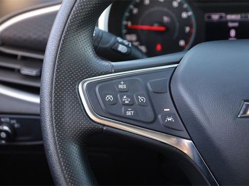 Used 2024 Chevrolet Malibu LT image 11