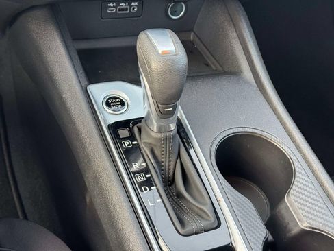 Used 2025 Nissan Altima 2.5 S FWD image 28