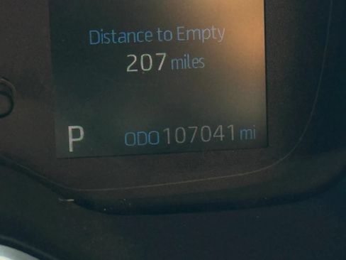 Used 2019 Toyota Corolla SE w/ Carpet Mat Package FWD image 18